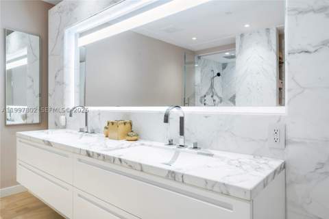 6882 Fisher Island Dr 6882, Miami Beach FL - photo 8 of 68