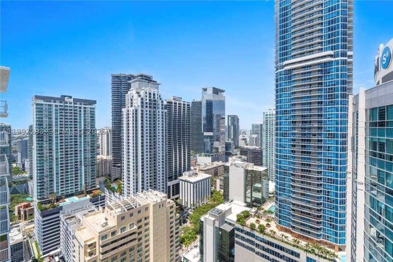 1 bedroom Condominium at 1200 Brickell Bay Dr Ph 4218, The Club At Brickell Bay, Miami — photo 3