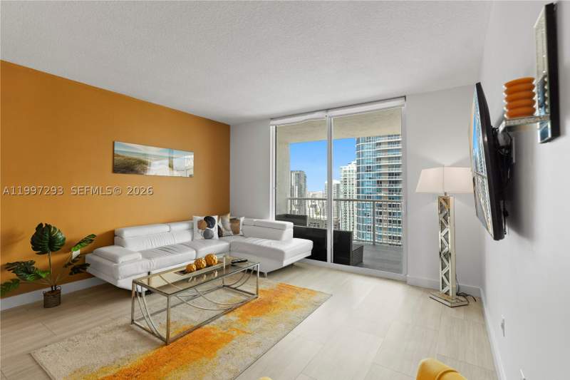 1 bedroom Condominium at 1200 Brickell Bay Dr Ph 4218, The Club At Brickell Bay, Miami — photo 4