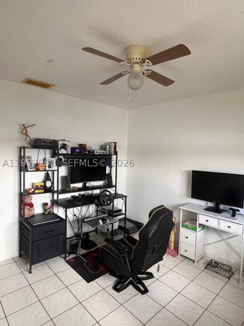 1298 W 51st Pl D-29, Hialeah FL - photo 16 of 25
