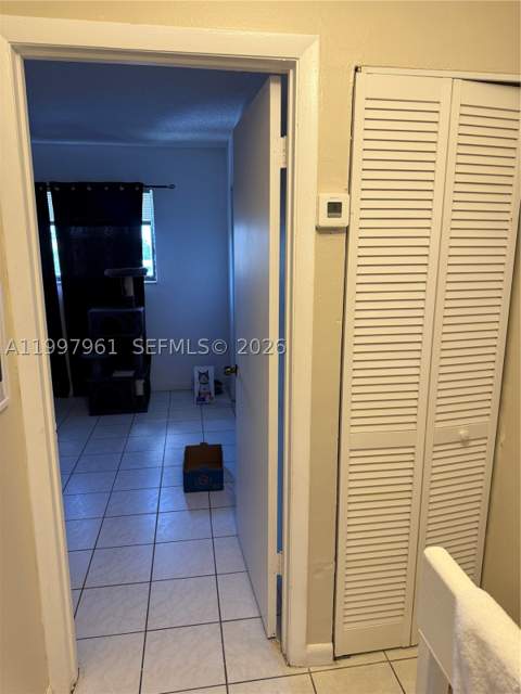 1298 W 51st Pl D-29, Hialeah FL - photo 20 of 25