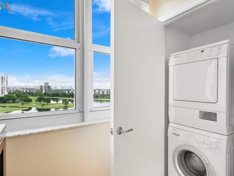 20000 E Country Club Dr 1102, Aventura FL - photo 10 of 38