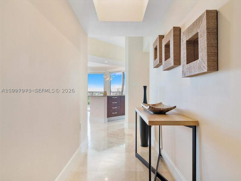 2 bedroom Condominium at 20000 E Country Club Dr 1102, Turnberry Vlg No Tower Co, Aventura — photo 5