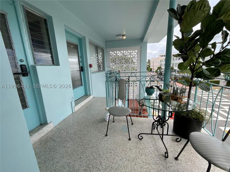1 bedroom StockCooperative at 1004 Pennsylvania Ave 15, Pen-Ten Co-Op Apts Inc, Miami Beach — photo 3