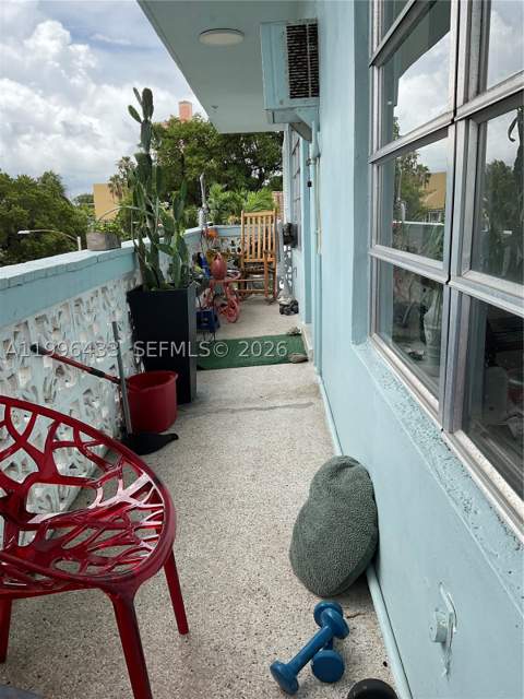 1004 Pennsylvania Ave 15, Miami Beach FL - photo 7 of 25