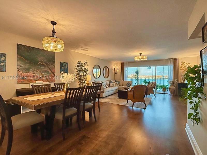 2 bedroom Condominium at 605 Ives Dairy Rd 205-7, Summertree Vilg Calif Cl, Miami — photo 3