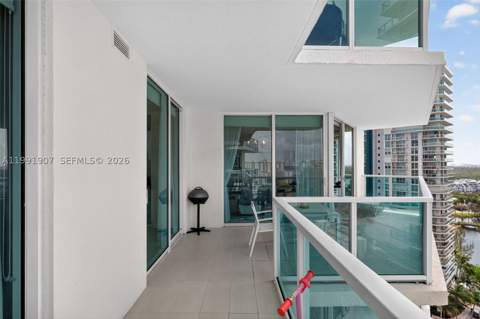 250 Sunny Isles Blvd 3-1804, Sunny Isles Beach FL - photo 13 of 38