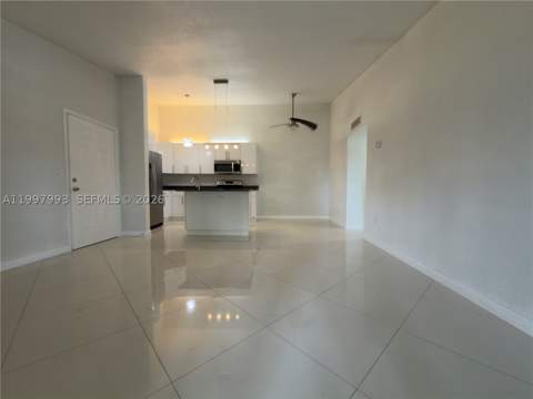 907 NE 199th St 204, Miami FL - photo 12 of 33
