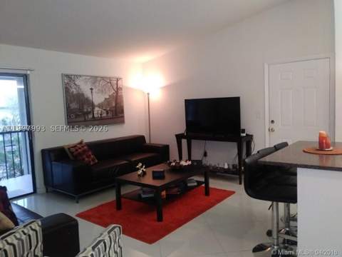 907 NE 199th St 204, Miami FL - photo 15 of 33