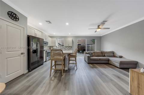 1079 SE 23rd Ter, Homestead FL - photo 6 of 20