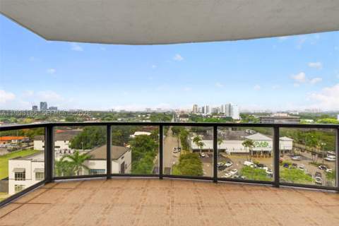 2301 SW 27th Ave 906, Miami FL - photo 18 of 38