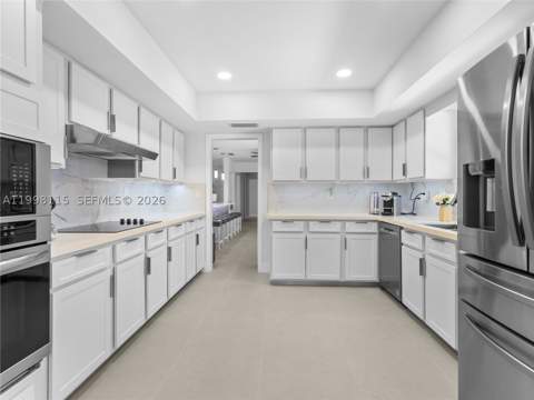 16400 SW 80th Ave, Palmetto Bay FL - photo 9 of 28