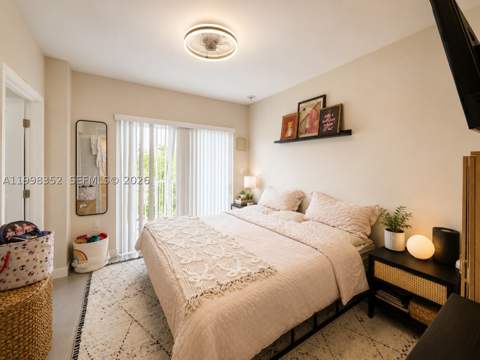 25761 SW 144th Ave, Homestead FL - photo 6 of 18