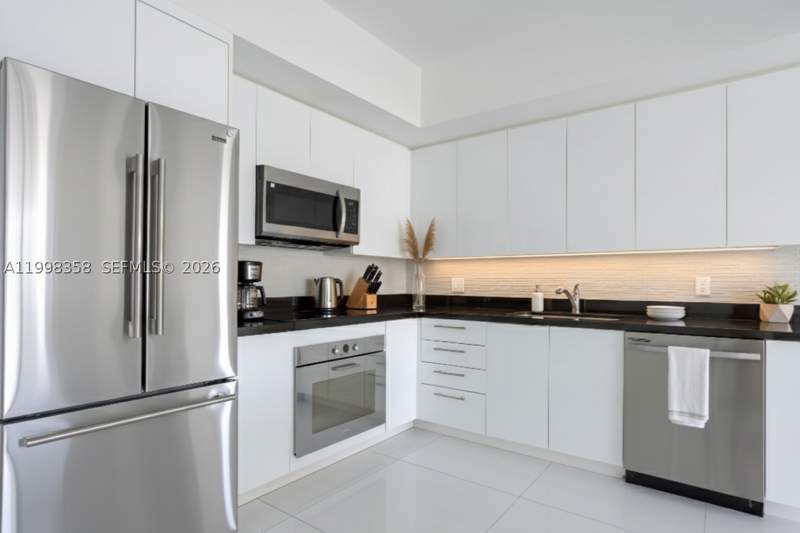 2 bedroom Condominium at 92 SW 3rd St 3512, Mint Condo, Miami — photo 3