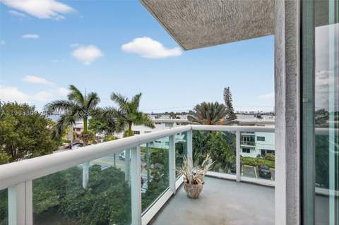7910 Harbor Island Dr 406, North Bay Village FL - photo 18 of 52