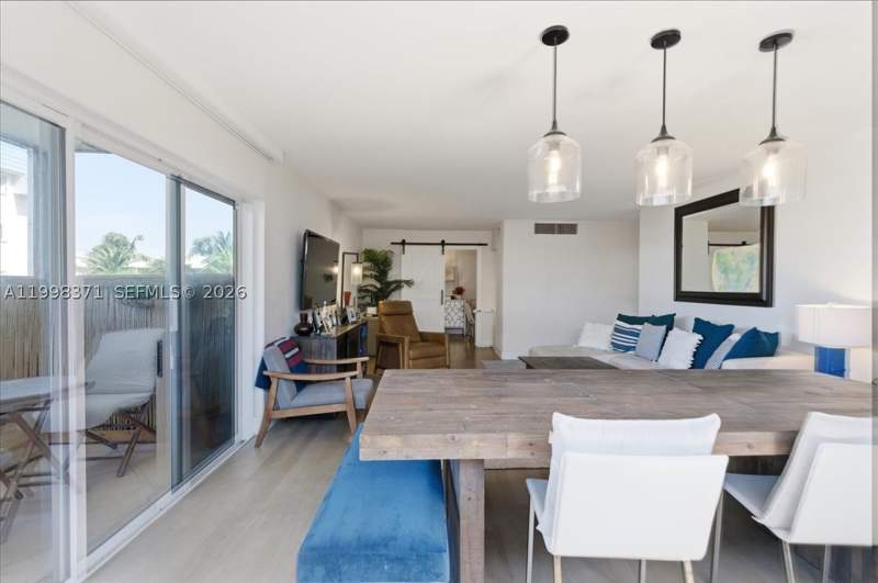 3 bedroom Condominium at 550 Ocean Drive 3H, Galen Breakers Condo, Key Biscayne — photo 5