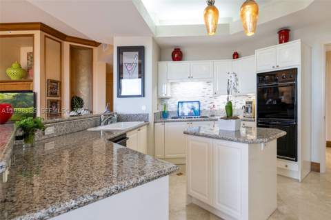 10 Edgewater Dr 7G, Coral Gables FL - photo 10 of 31