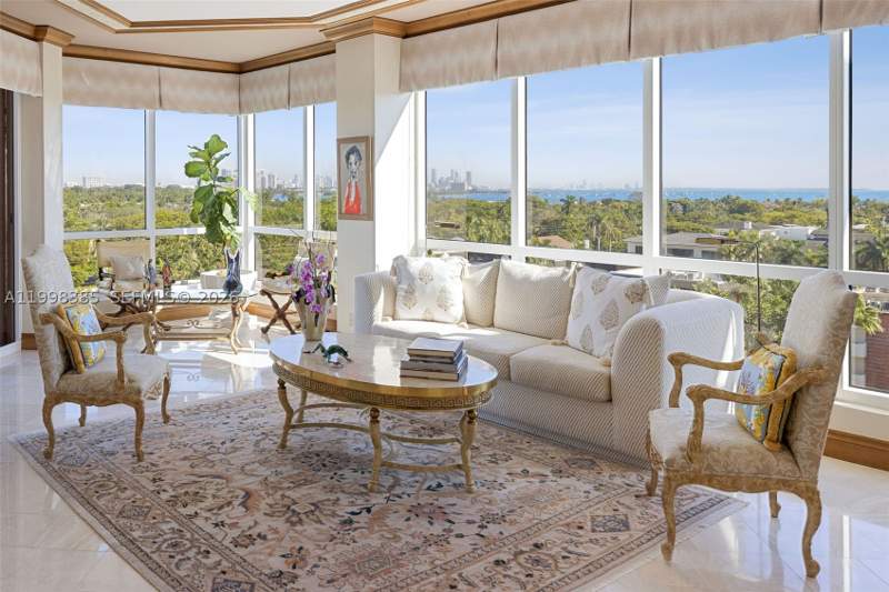 2 bedroom Condominium at 10 Edgewater Dr 7G, The Gables Condo, Coral Gables — photo 2