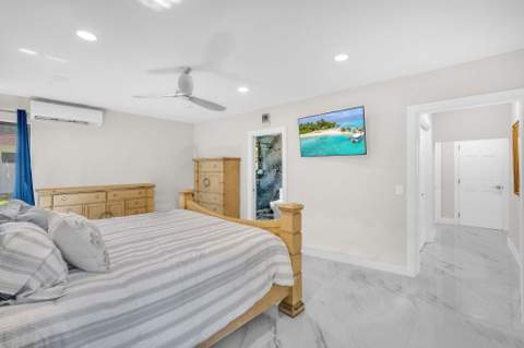 11490 W Biscayne Canal Road, Miami FL - photo 18 of 52
