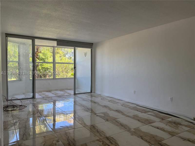 1 bedroom Condominium at 1501 NE 191st St C211, Rolling Green Condo C, Miami — photo 3