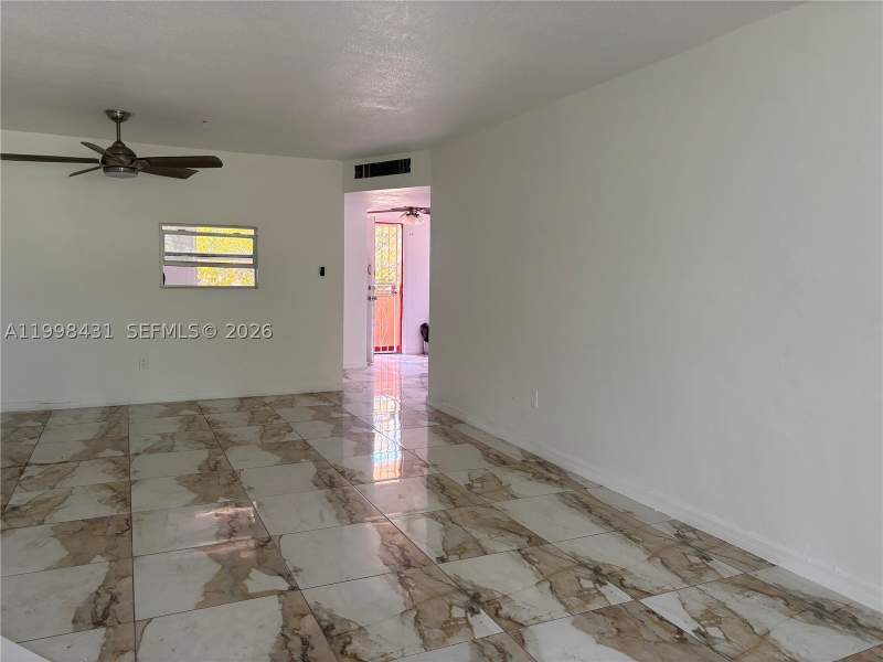 1 bedroom Condominium at 1501 NE 191st St C211, Rolling Green Condo C, Miami — photo 4