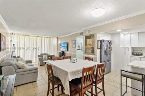 840 NW 87th Ave 405, Miami FL - photo 9 of 39