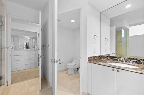 17555 Collins Ave 406, Sunny Isles Beach FL - photo 15 of 33