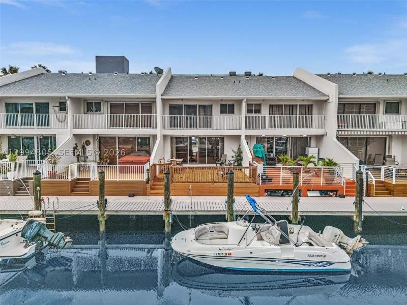3 bedroom Townhouse at 3601 NE 168th St 108, Seagull Townhomes Condo, North Miami Beach — photo 3
