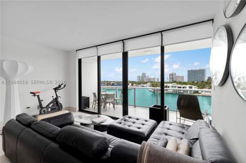 10201 E Bay Harbor Dr 507, Bay Harbor Islands FL - photo 17 of 68