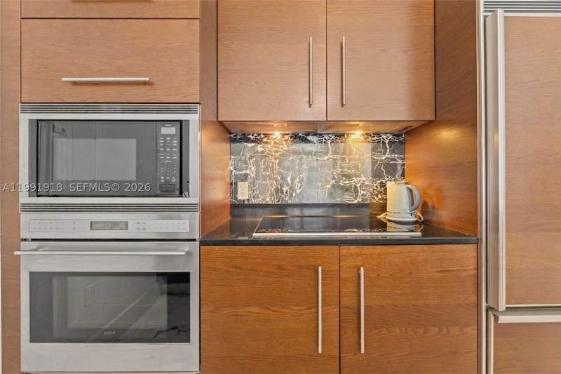 2 bedroom Condominium at 475 Brickell Ave 2209, Iconbrickell Condo No 1, Miami — photo 3