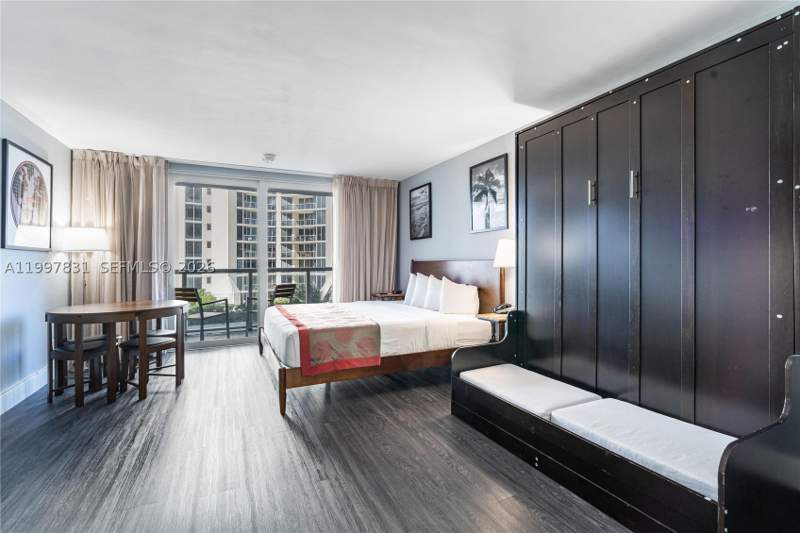 0 bedroom Condominium at 19201 Collins Ave 324, The Aventura Beach Club C, Sunny Isles Beach — photo 3