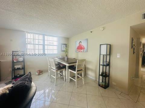 17878 N Bay Rd 307, Sunny Isles Beach FL - photo 9 of 27