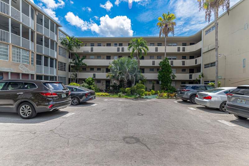2 bedroom Condominium at 1660 NE 191st Street Unit 311, Jade Winds Group Allamanda, Miami — photo 3