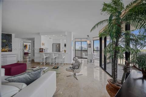 1000 W Island Blvd 1910, Aventura FL - photo 12 of 54