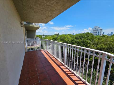 1650 Coral Way 601, Miami FL - photo 23 of 29