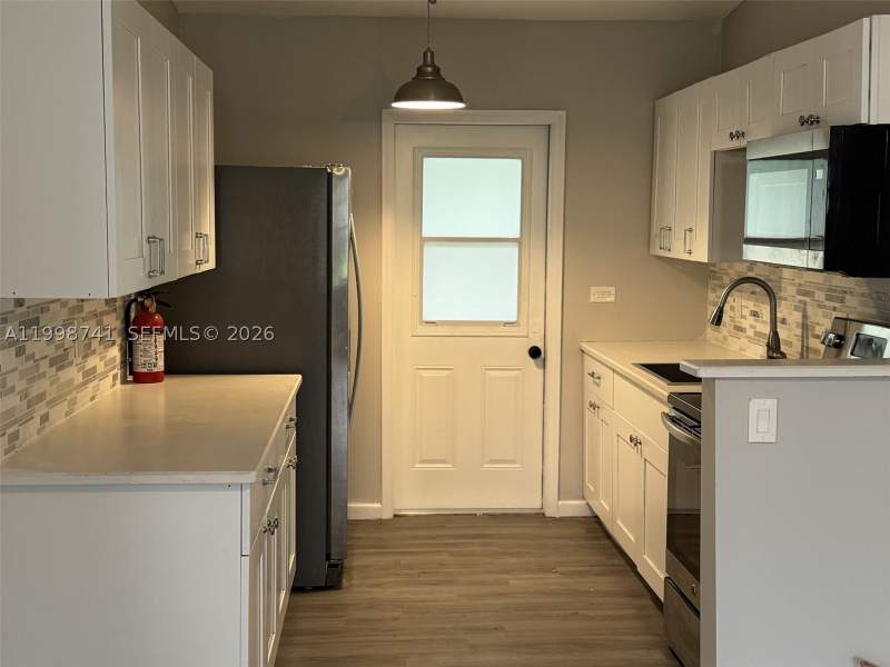 2 bedroom SingleFamilyResidence at 2351 NW 152nd Ter, Eleanor Park, Miami Gardens — photo 2