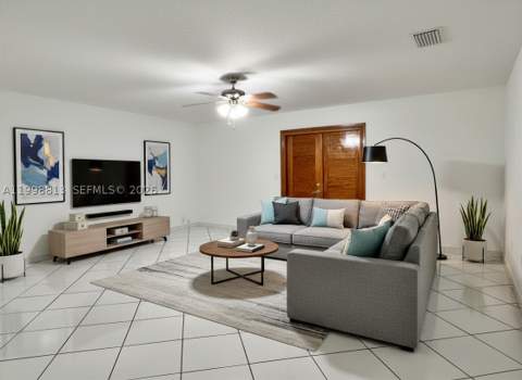 10140 SW 26th Ter, Miami FL - photo 23 of 76