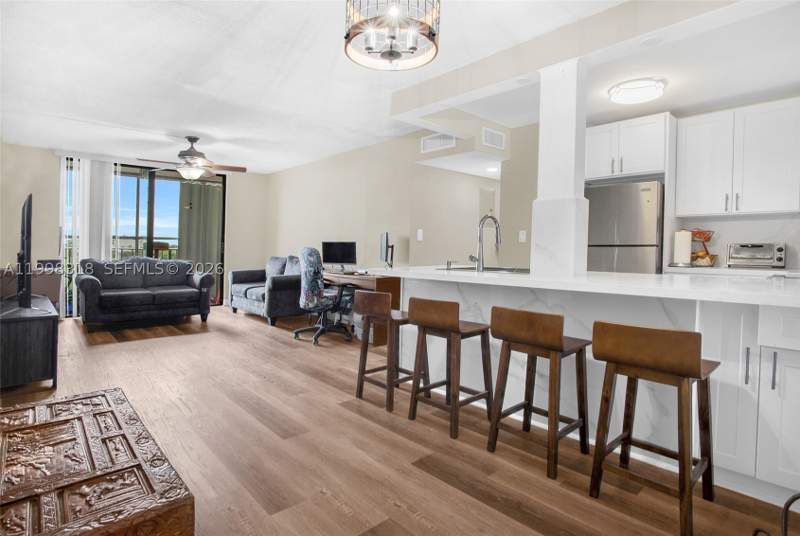 2 bedroom Condominium at 9682 Fontainebleau Blvd 503, Golfview Club Fontaineble, Miami — photo 2