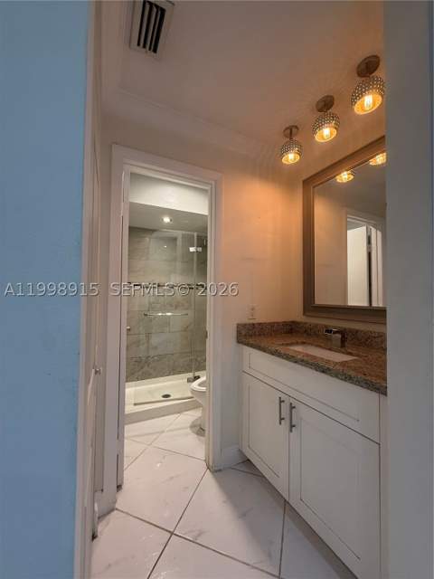 17268 NW 60th Ct, Hialeah FL - photo 10 of 31