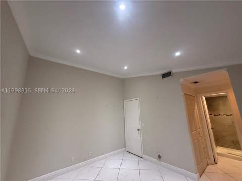 17268 NW 60th Ct, Hialeah FL - photo 12 of 31