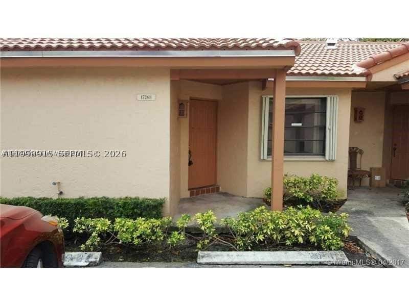 3 bedroom Villa at 17268 NW 60th Ct, Villa Homes At The Moors, Hialeah — photo 2