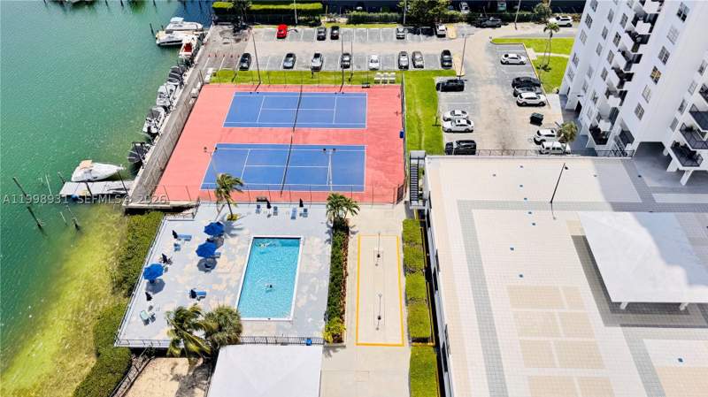 2 bedroom Condominium at 2780 NE 183rd St 2012, Commodore Plaza Condo, Aventura — photo 5