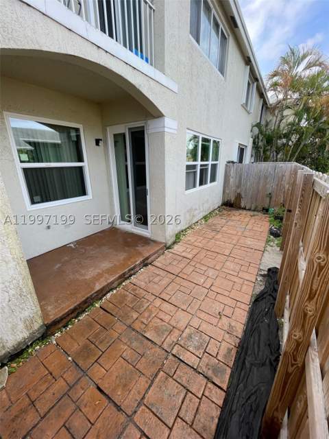 870 NE 212th Ter 3, Miami FL - photo 18 of 18