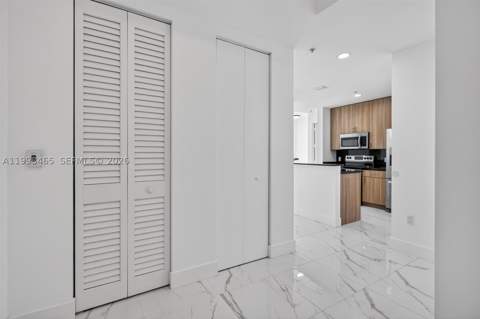 2200 NE 4th Ave 1003, Miami FL - photo 19 of 68
