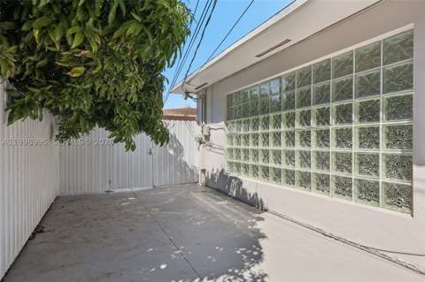 1682 NE 124th Ln, North Miami FL - photo 22 of 52