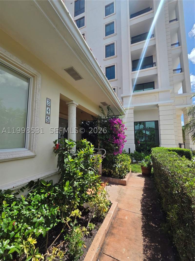2 bedroom SingleFamilyResidence at 345 Malaga Ave, Coral Gables Crafts Sec, Coral Gables — photo 4