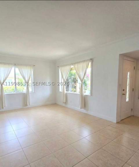 345 Malaga Ave, Coral Gables FL - photo 8 of 58