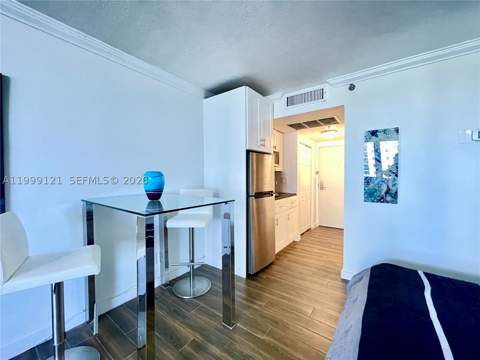 19201 Collins Ave 504, Sunny Isles Beach FL - photo 9 of 16