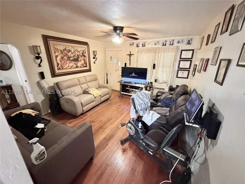 2 bedroom SingleFamilyResidence at 777 NE 144th St, Sunny Acres, North Miami — photo 5