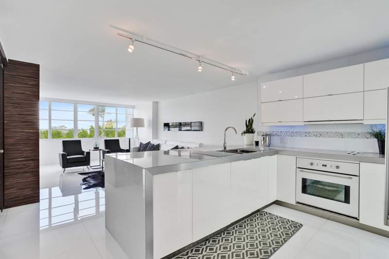 1 bedroom Condominium at 1670 Lincoln Court 3b, Bonne Vie Condo, Miami Beach — photo 4